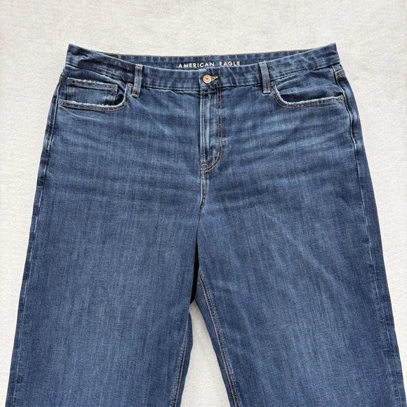American Eagle Outfitters Wide Leg Jeans in Medium Blue - Picture 2 of 14